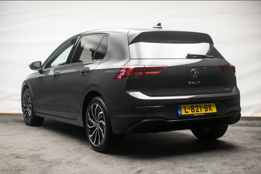 Volkswagen Golf 1.0 eTSI Sportline Automaat ORG NL [ Sfeerverlichting Full LED Virtual Carplay Adaptive Cruise Parkeersensoren ]