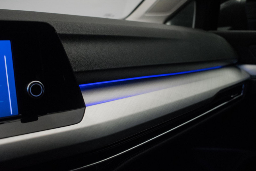 Volkswagen Golf 1.0 eTSI Sportline Automaat ORG NL [ Sfeerverlichting Full LED Virtual Carplay Adaptive Cruise Parkeersensoren ]