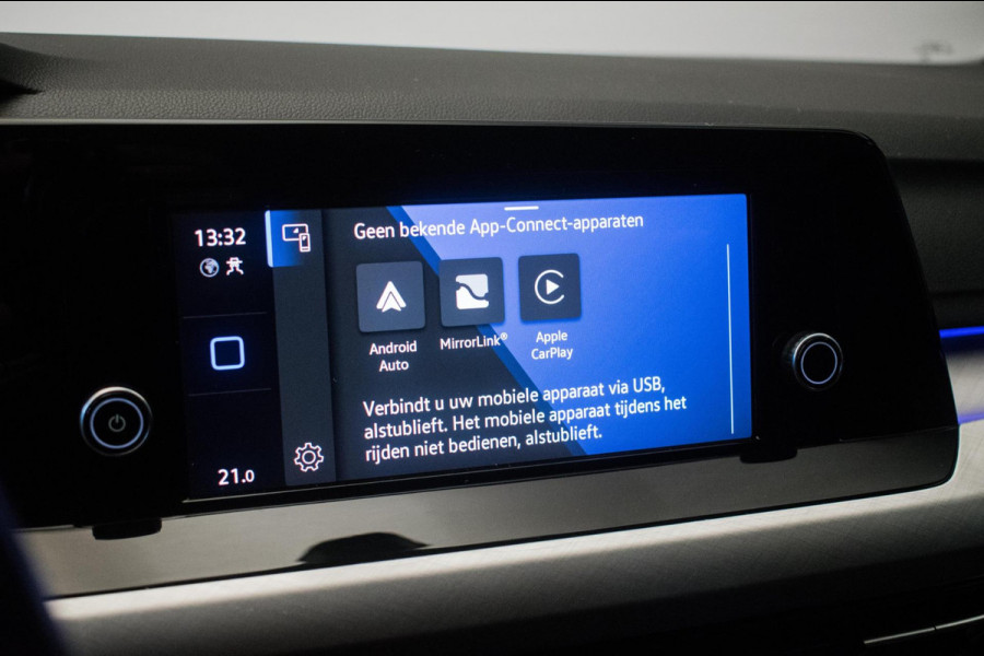 Volkswagen Golf 1.0 eTSI Sportline Automaat ORG NL [ Sfeerverlichting Full LED Virtual Carplay Adaptive Cruise Parkeersensoren ]