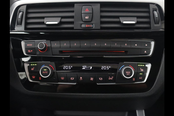 BMW 1-serie M140i High Executive | 2e eigenaar | Schuifdak | Leder | Harman/Kardon | Stoel & stuurverwarming | Camera | Carplay | Full LED | Navigatie