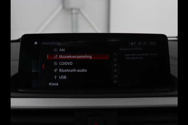 BMW 1-serie M140i High Executive | 2e eigenaar | Schuifdak | Leder | Harman/Kardon | Stoel & stuurverwarming | Camera | Carplay | Full LED | Navigatie