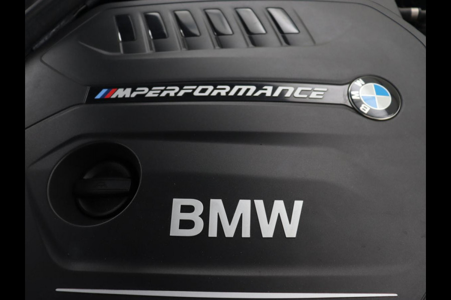 BMW 1-serie M140i High Executive | 2e eigenaar | Schuifdak | Leder | Harman/Kardon | Stoel & stuurverwarming | Camera | Carplay | Full LED | Navigatie
