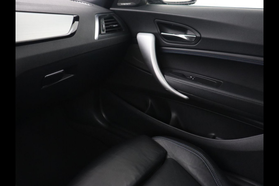 BMW 1-serie M140i High Executive | 2e eigenaar | Schuifdak | Leder | Harman/Kardon | Stoel & stuurverwarming | Camera | Carplay | Full LED | Navigatie