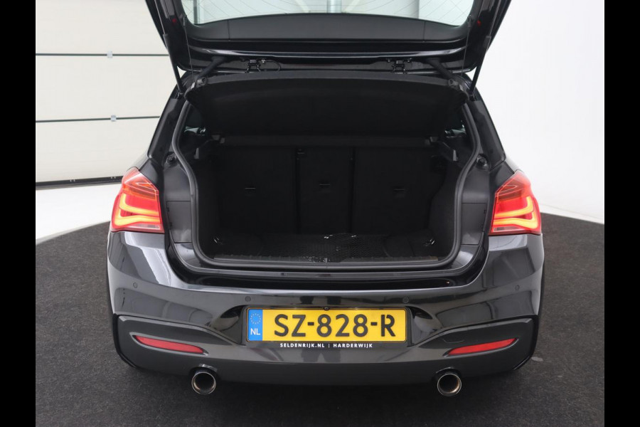 BMW 1-serie M140i High Executive | 2e eigenaar | Schuifdak | Leder | Harman/Kardon | Stoel & stuurverwarming | Camera | Carplay | Full LED | Navigatie