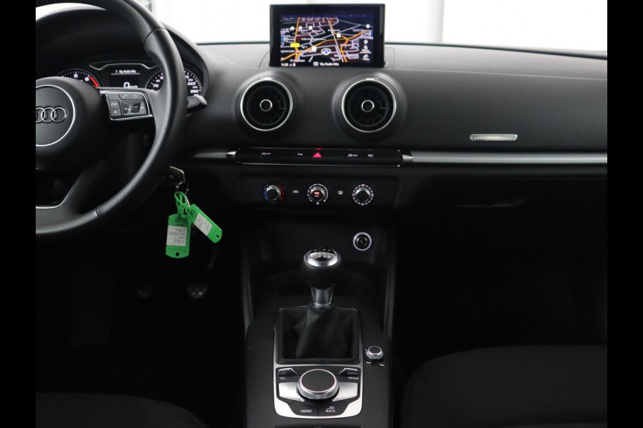 Audi A3 30 TFSI Pro Line | Xenon | Navigatie | DAB | Cruise control | Airco | Bluetooth