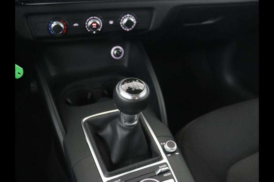 Audi A3 30 TFSI Pro Line | Xenon | Navigatie | DAB | Cruise control | Airco | Bluetooth