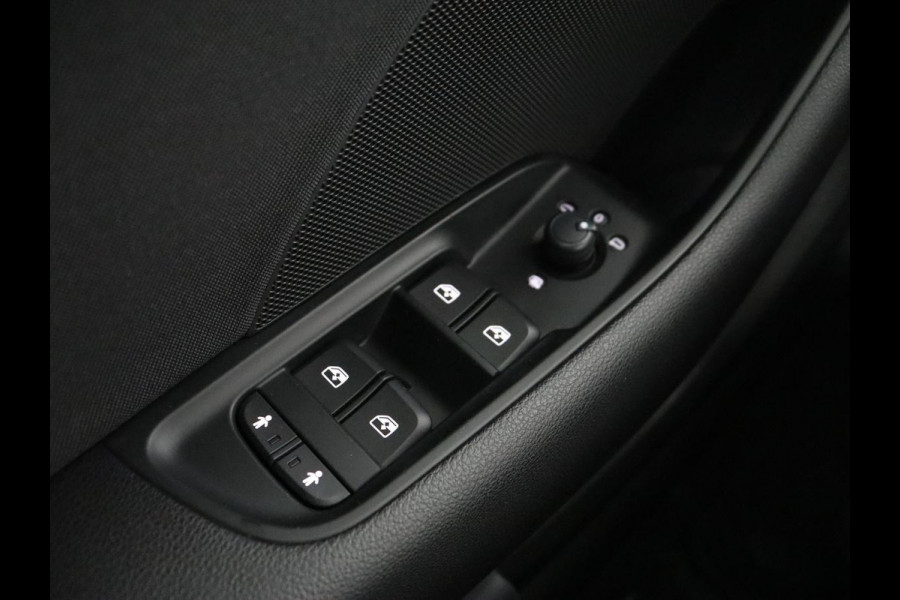 Audi A3 30 TFSI Pro Line | Xenon | Navigatie | DAB | Cruise control | Airco | Bluetooth