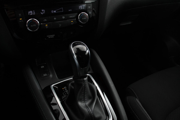 Nissan QASHQAI 1.3 160pk Automaat DIG-T N-Connecta | Adaptive Cruise Control | Navigatie | Lane Assist | 360* Camera | 18 Inch Lichtmetalen Velgen |