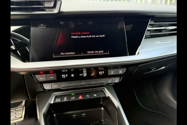 Audi A3 Sportback 40 TFSIe S-Line Acc|Dodehoek|Sportstoelen