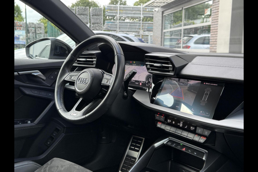 Audi A3 Sportback 40 TFSIe S-Line Acc|Dodehoek|Sportstoelen