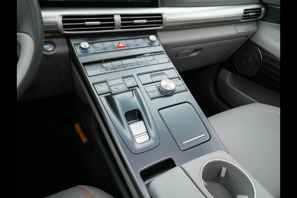 Hyundai NEXO FCEV Plus Pack [ HYDROGENIUM ] (INCL-BTW) Aut. *PANO | LUXURY-LEATHER | NAVI-FULLMAP | ADAPTIVE-CRUISE |  FULL-LED | KEYLESS | DAB |  KRELL-AUDIO | DIGI-WIDESCREEN-COCKPIT | SURROUND-VIEW | SHIFT-PADDLES | COMFORT-SEATS |