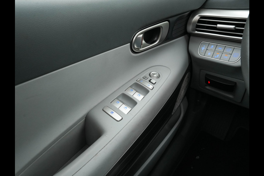 Hyundai NEXO FCEV Plus Pack [ HYDROGENIUM ] (INCL-BTW) Aut. *PANO | LUXURY-LEATHER | NAVI-FULLMAP | ADAPTIVE-CRUISE |  FULL-LED | KEYLESS | DAB |  KRELL-AUDIO | DIGI-WIDESCREEN-COCKPIT | SURROUND-VIEW | SHIFT-PADDLES | COMFORT-SEATS |
