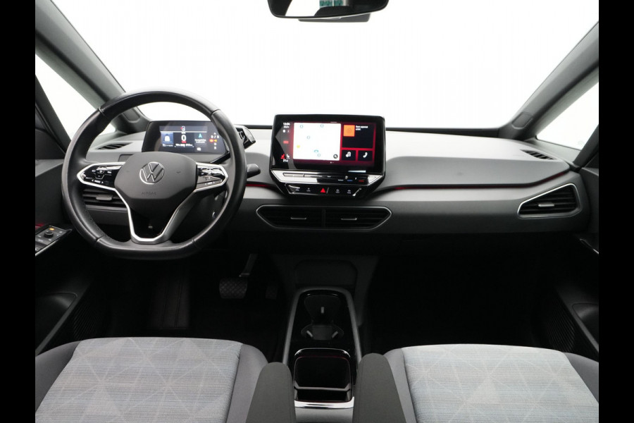 Volkswagen ID.3 Life 58 kWh Navigatie Pdc Stoel stuurverwarming Acc Carplay demo JP