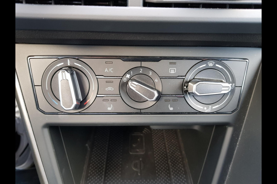Volkswagen Polo 1.0 TSI DSG Comfortline Navigatie Airco Parkeer Sensoren Stoelverwarming Lichtmetalen Velgen Armsteun Led