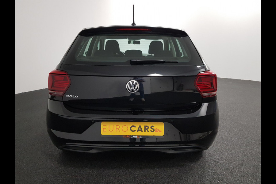 Volkswagen Polo 1.0 TSI DSG Comfortline Navigatie Airco Parkeer Sensoren Stoelverwarming Lichtmetalen Velgen Armsteun Led
