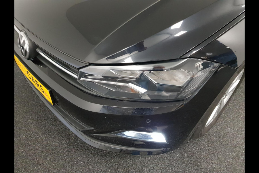 Volkswagen Polo 1.0 TSI DSG Comfortline Navigatie Airco Parkeer Sensoren Stoelverwarming Lichtmetalen Velgen Armsteun Led