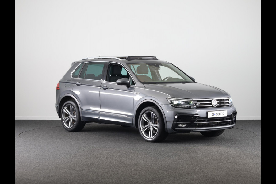 Volkswagen Tiguan 2.0 TSI 4Motion Highline Business R 190 PK | Automaat (DSG) | wegklapbare trekhaak | Panoramadak | Led | Digitaal dashboard