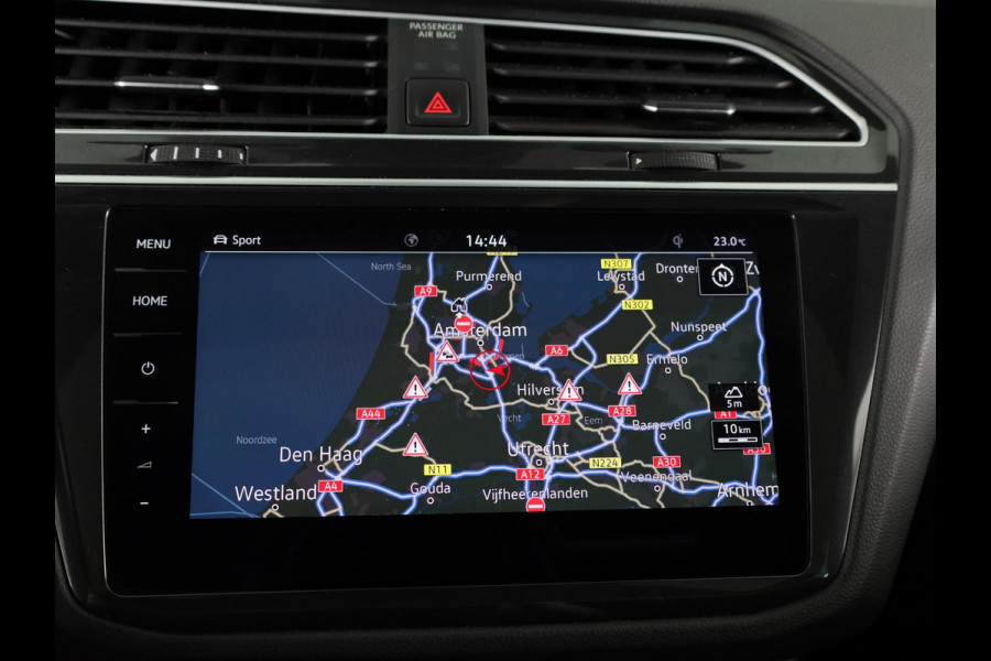 Volkswagen Tiguan 2.0 TSI 4Motion Highline Business R 190 PK | Automaat (DSG) | wegklapbare trekhaak | Panoramadak | Led | Digitaal dashboard