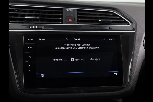 Volkswagen Tiguan 2.0 TSI 4Motion Highline Business R 190 PK | Automaat (DSG) | wegklapbare trekhaak | Panoramadak | Led | Digitaal dashboard