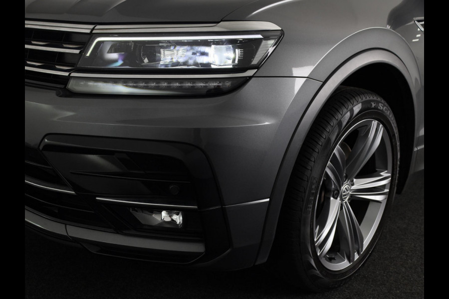 Volkswagen Tiguan 2.0 TSI 4Motion Highline Business R 190 PK | Automaat (DSG) | wegklapbare trekhaak | Panoramadak | Led | Digitaal dashboard