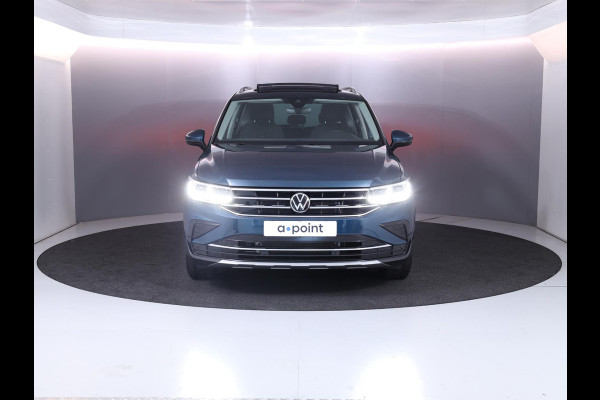 Volkswagen Tiguan 1.5 TSI Elegance 150pk DSG| Pano-dak| El.Trekhaak| 19'LM-velgen/ Alarm