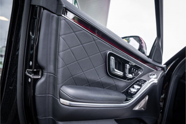 Mercedes-Benz S-Klasse 500 4MATIC Lang AMG Line ** Achterasbesturing ** Panodak ** HUD ** Burmester Premium Plus ** 21inch ** Ventilatie ** Massage