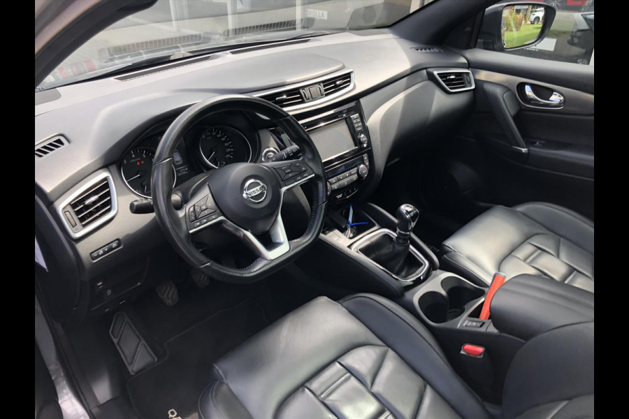 Nissan QASHQAI 1.2 DIG-T Tekna+ | Eerste eigenaar, Trekhaak, Bose, 360 Camera, Leer, Stoelverwarming, LED, Panoramadak, Navigatie