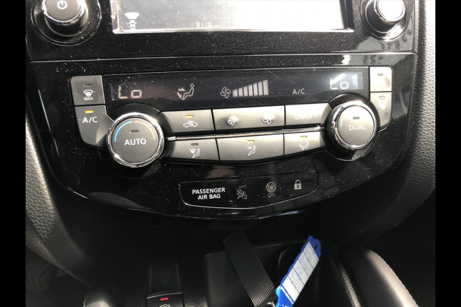 Nissan QASHQAI 1.2 DIG-T Tekna+ | Eerste eigenaar, Trekhaak, Bose, 360 Camera, Leer, Stoelverwarming, LED, Panoramadak, Navigatie