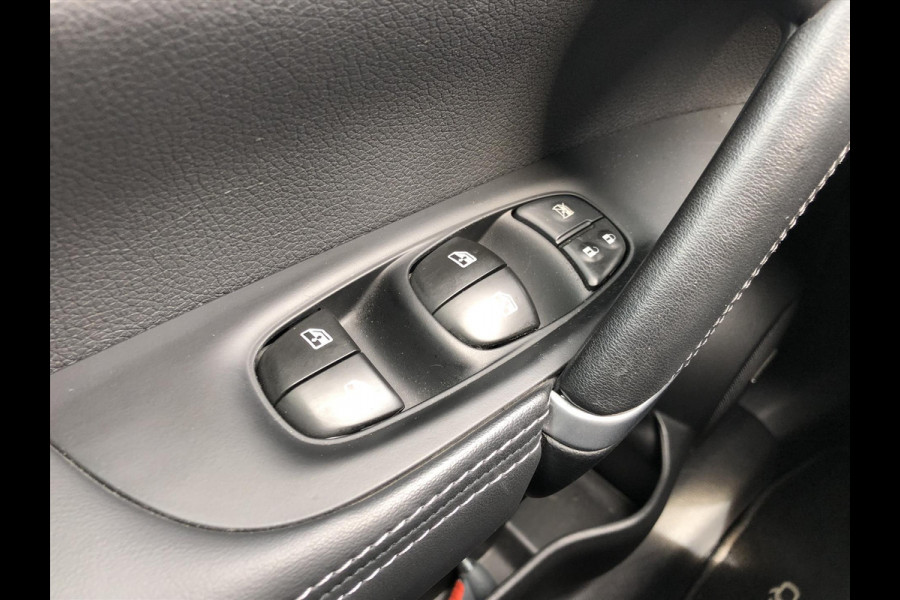 Nissan QASHQAI 1.2 DIG-T Tekna+ | Eerste eigenaar, Trekhaak, Bose, 360 Camera, Leer, Stoelverwarming, LED, Panoramadak, Navigatie