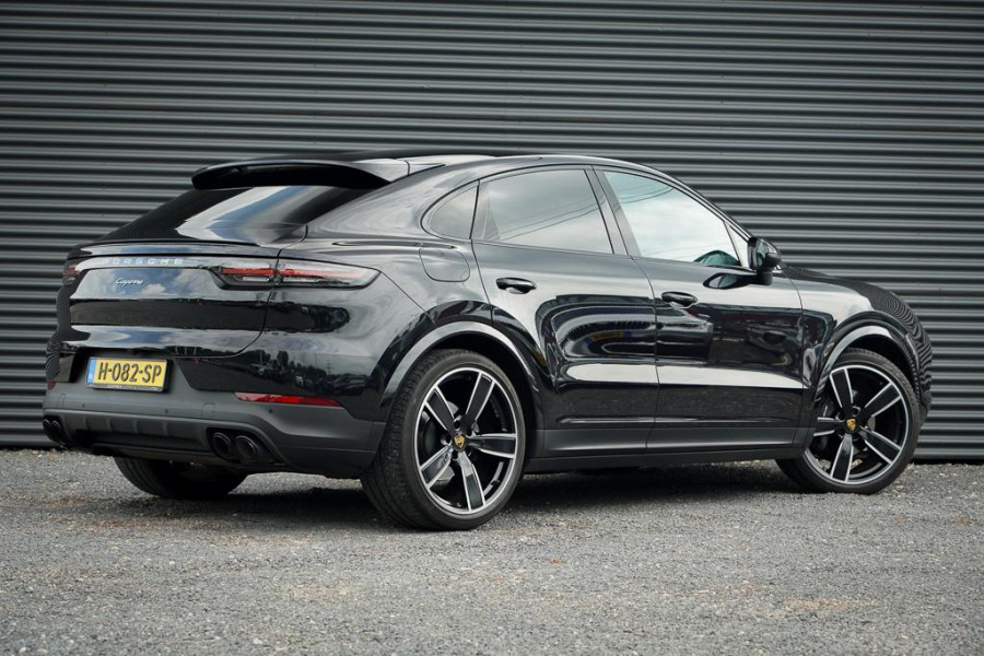 Porsche Cayenne Coupé 3.0 / Pano / 18-Voudig / NL Auto / Incl BTW / 22'' / Sportuitlaat