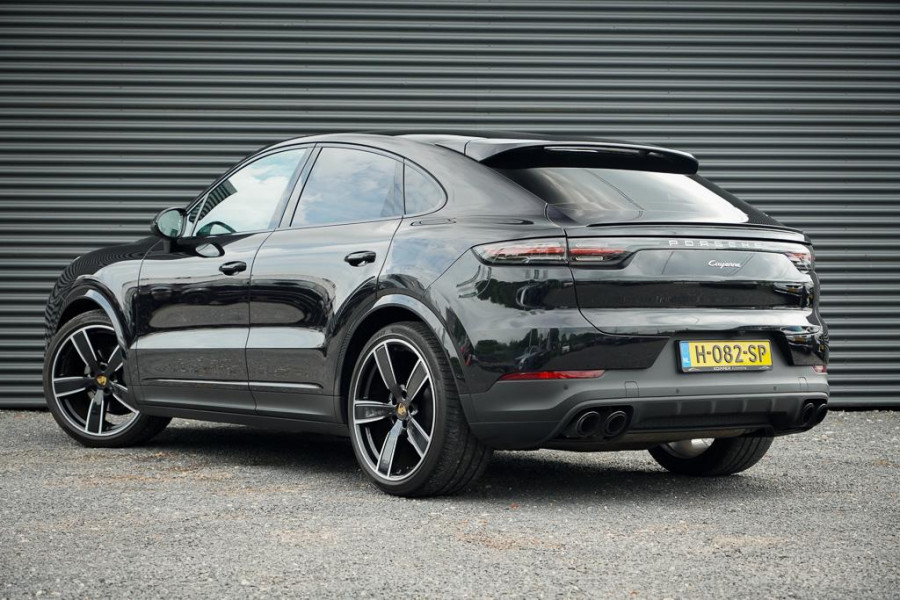 Porsche Cayenne Coupé 3.0 / Pano / 18-Voudig / NL Auto / Incl BTW / 22'' / Sportuitlaat