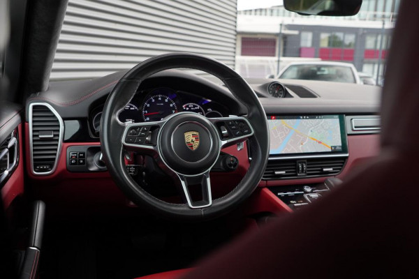 Porsche Cayenne Coupé 3.0 / Pano / 18-Voudig / NL Auto / Incl BTW / 22'' / Sportuitlaat