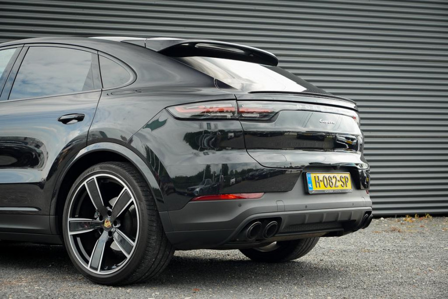Porsche Cayenne Coupé 3.0 / Pano / 18-Voudig / NL Auto / Incl BTW / 22'' / Sportuitlaat