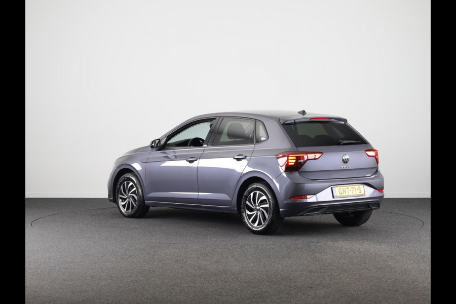 Volkswagen Polo 1.0 TSI Life Edition 95 pk Automaat (DSG) | Verlengde garantie | Navigatie via App | Parkeersensoren achter | Achteruitrijcamera | Adaptieve cruise control |