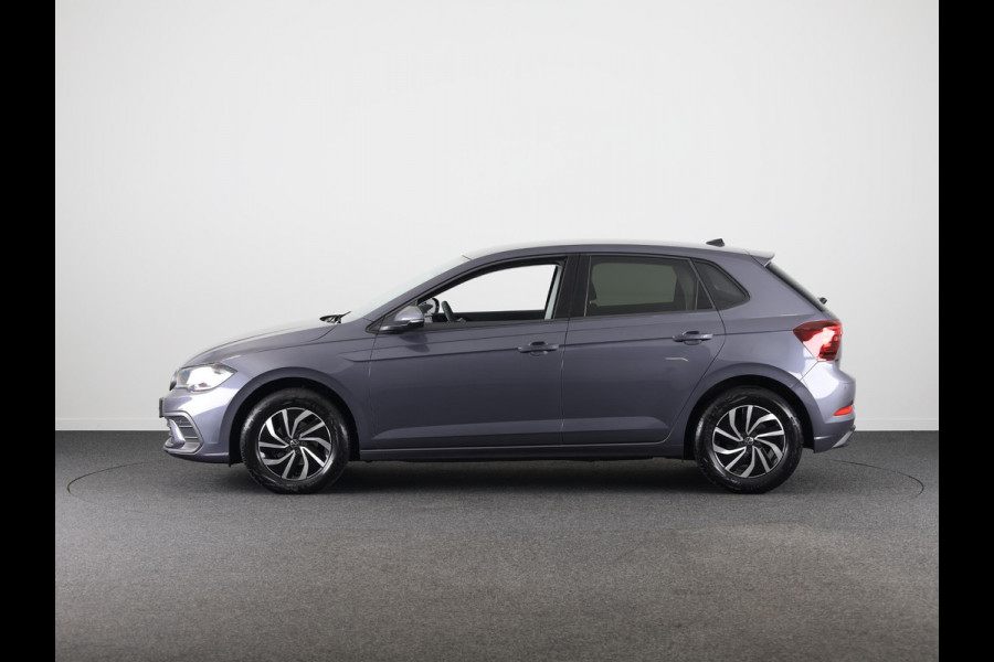 Volkswagen Polo 1.0 TSI Life Edition 95 pk Automaat (DSG) | Verlengde garantie | Navigatie via App | Parkeersensoren achter | Achteruitrijcamera | Adaptieve cruise control |