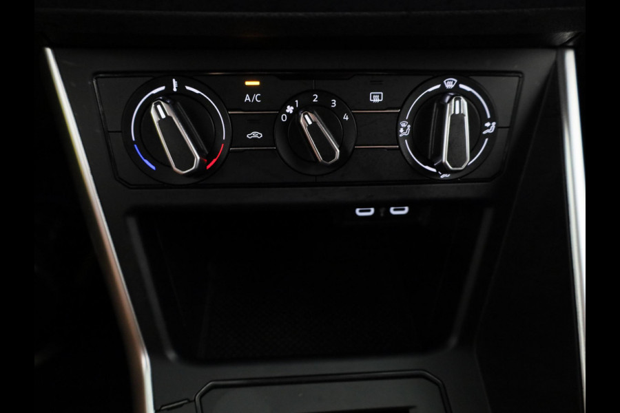 Volkswagen Polo 1.0 TSI Life Edition 95 pk Automaat (DSG) | Verlengde garantie | Navigatie via App | Parkeersensoren achter | Achteruitrijcamera | Adaptieve cruise control |
