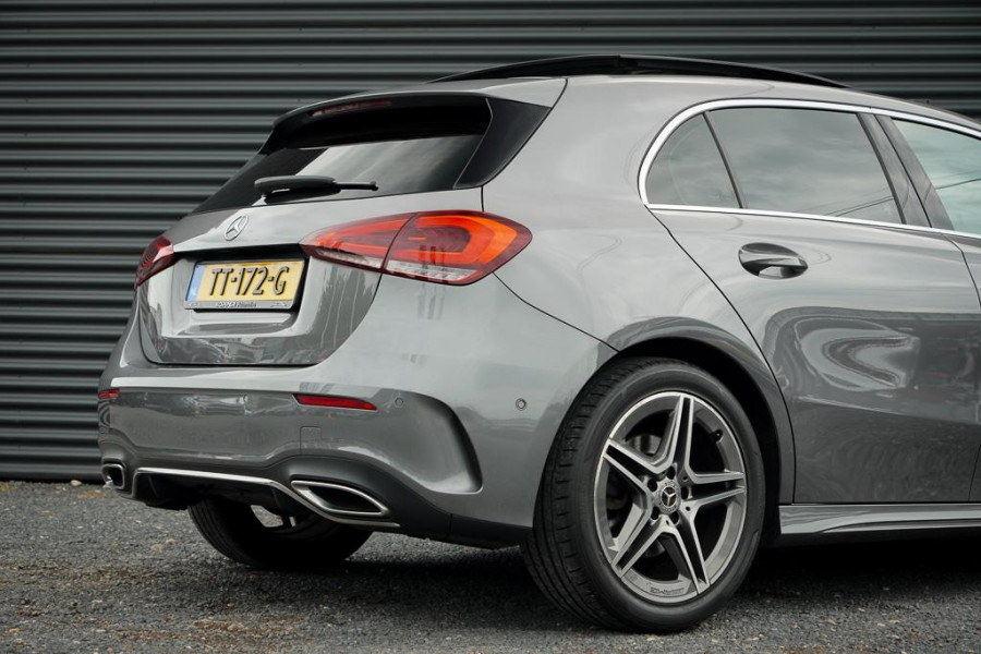 Mercedes-Benz A-Klasse 200 Business Solution AMG / Pano / Stoelverwarming