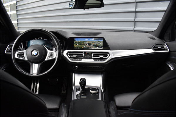 BMW 3 Serie 330e High Executive M Sport | Schuif/Kanteldak | ACC | Laser Light | Memory | Head-Up | Adaptief Onderstel |