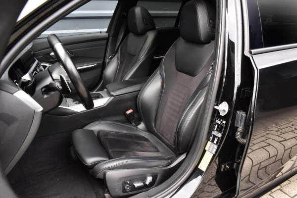 BMW 3 Serie 330e High Executive M Sport | Schuif/Kanteldak | ACC | Laser Light | Memory | Head-Up | Adaptief Onderstel |