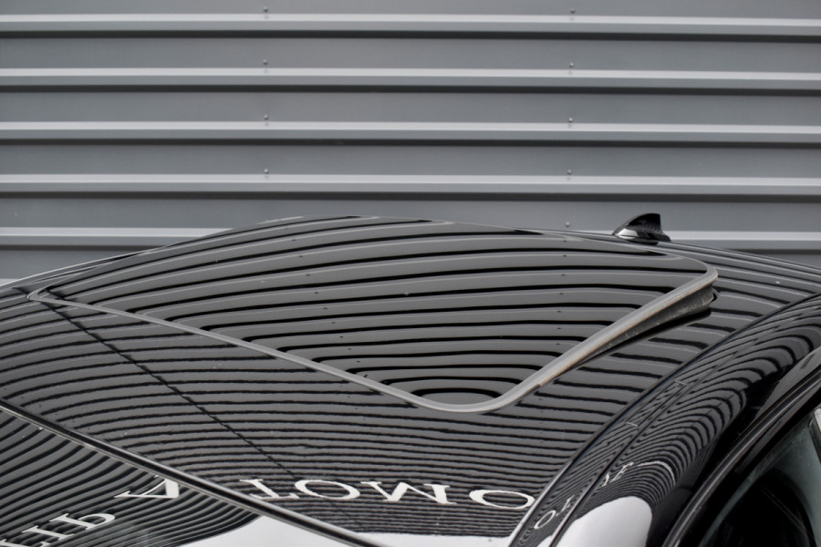 BMW 3 Serie 330e High Executive M Sport | Schuif/Kanteldak | ACC | Laser Light | Memory | Head-Up | Adaptief Onderstel |