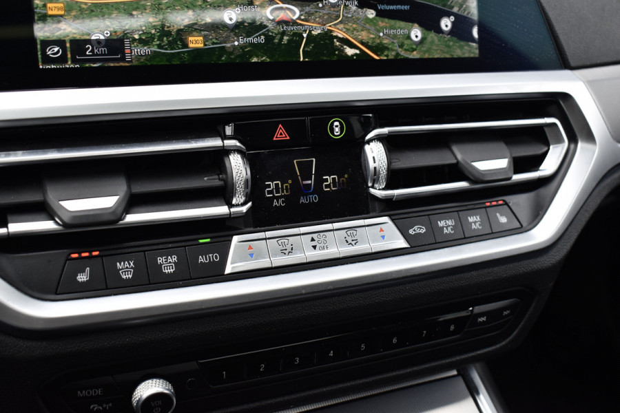 BMW 3 Serie 330e High Executive M Sport | Schuif/Kanteldak | ACC | Laser Light | Memory | Head-Up | Adaptief Onderstel |