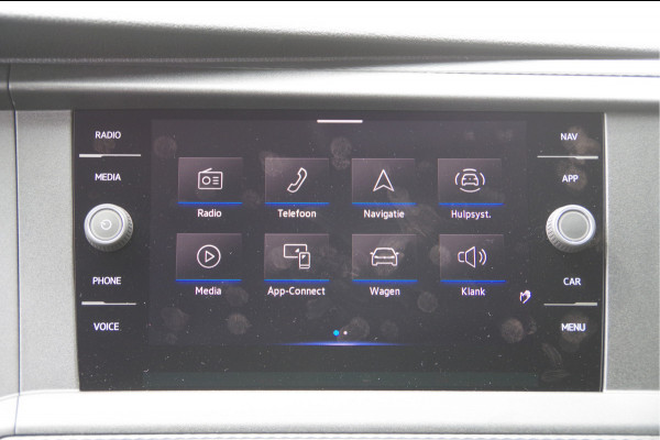 Volkswagen Transporter 2.0 TDI L2 30, 3-ZITS, 150PK AUT. LED, TREKHAAK, CAMERA, APPLE CARPLAY, STOELVERWARMING, STANDKACHEL, AIRCO