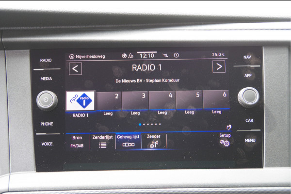 Volkswagen Transporter 2.0 TDI L2 30, 3-ZITS, 150PK AUT. LED, TREKHAAK, CAMERA, APPLE CARPLAY, STOELVERWARMING, STANDKACHEL, AIRCO