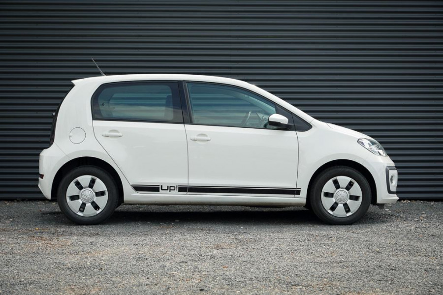 Volkswagen up! 1.0 BMT move up! / Winterpack / 5Drs / Stoelverwarming / AppConnect