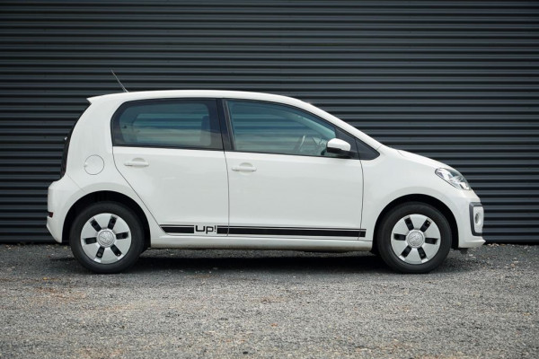 Volkswagen up! 1.0 BMT move up! / Winterpack / 5Drs / Stoelverwarming / AppConnect