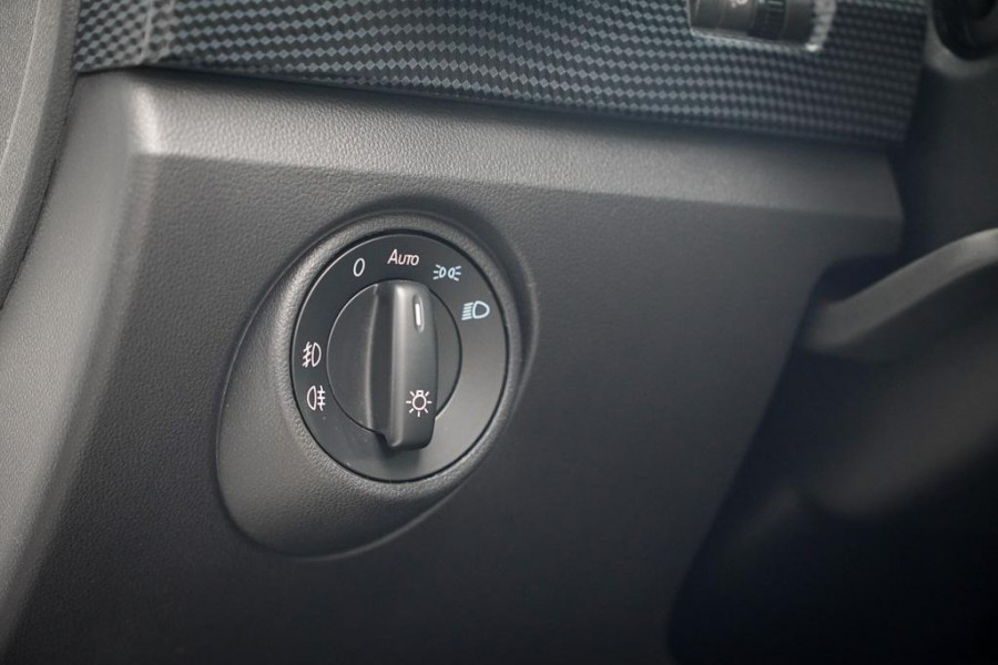 Volkswagen up! 1.0 BMT move up! / Winterpack / 5Drs / Stoelverwarming / AppConnect