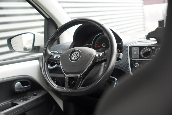 Volkswagen up! 1.0 BMT move up! / Winterpack / 5Drs / Stoelverwarming / AppConnect