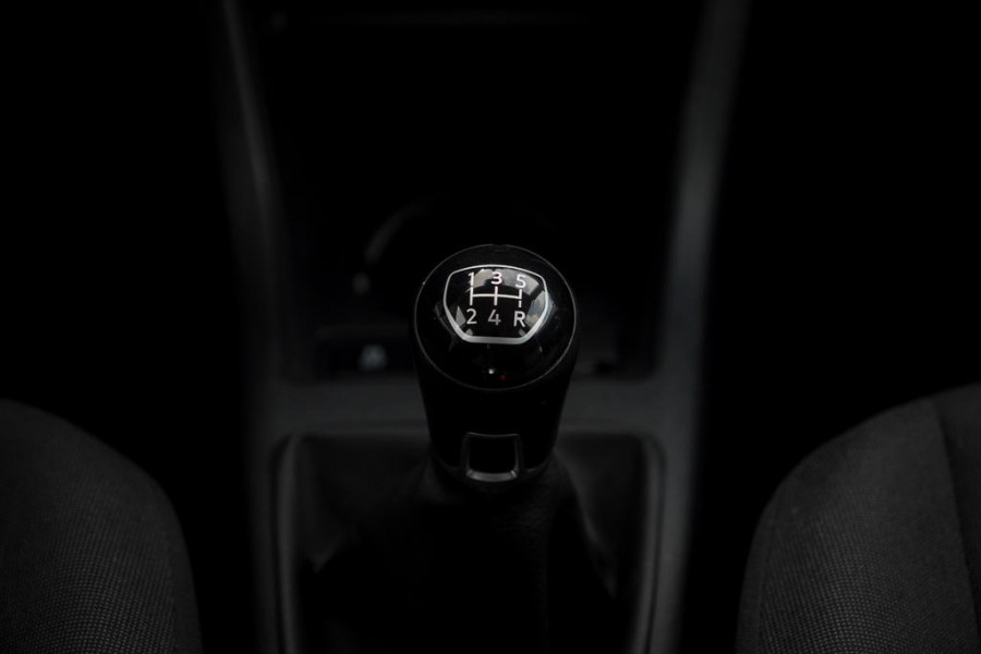 Volkswagen up! 1.0 BMT move up! / Winterpack / 5Drs / Stoelverwarming / AppConnect