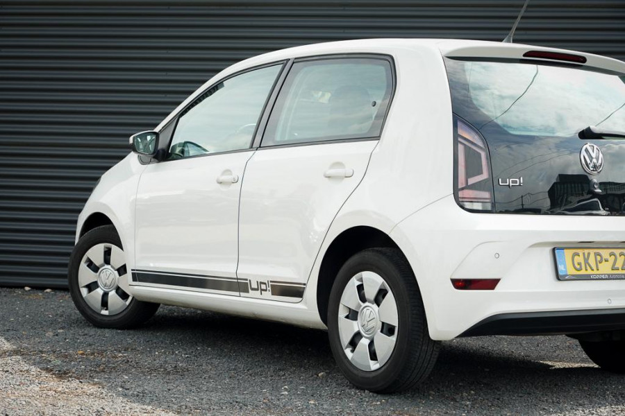 Volkswagen up! 1.0 BMT move up! / Winterpack / 5Drs / Stoelverwarming / AppConnect