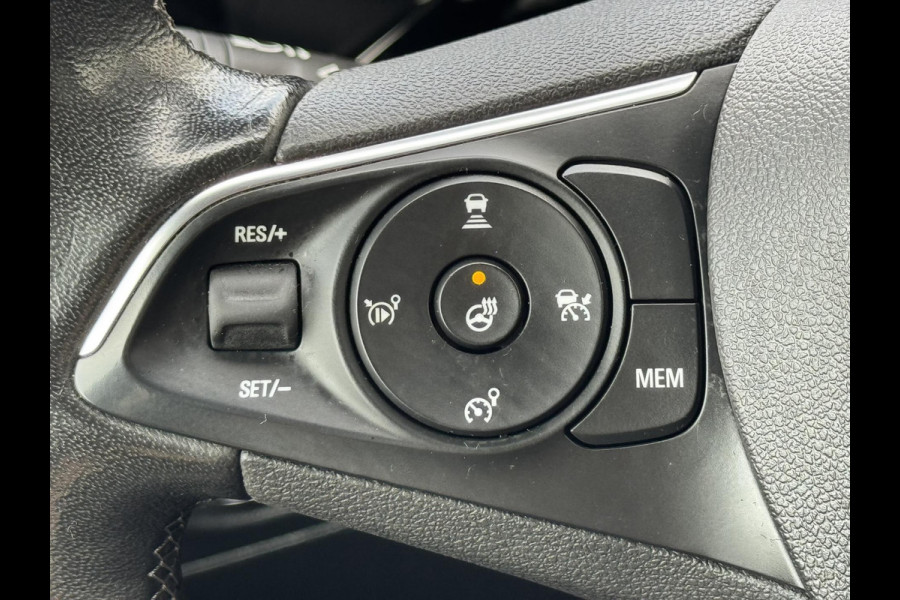 Opel Mokka 1.2 Turbo Business Elegance Adaptive cruise Climate control Stoel- en stuurverwarming Apple / Android parkeersensoren